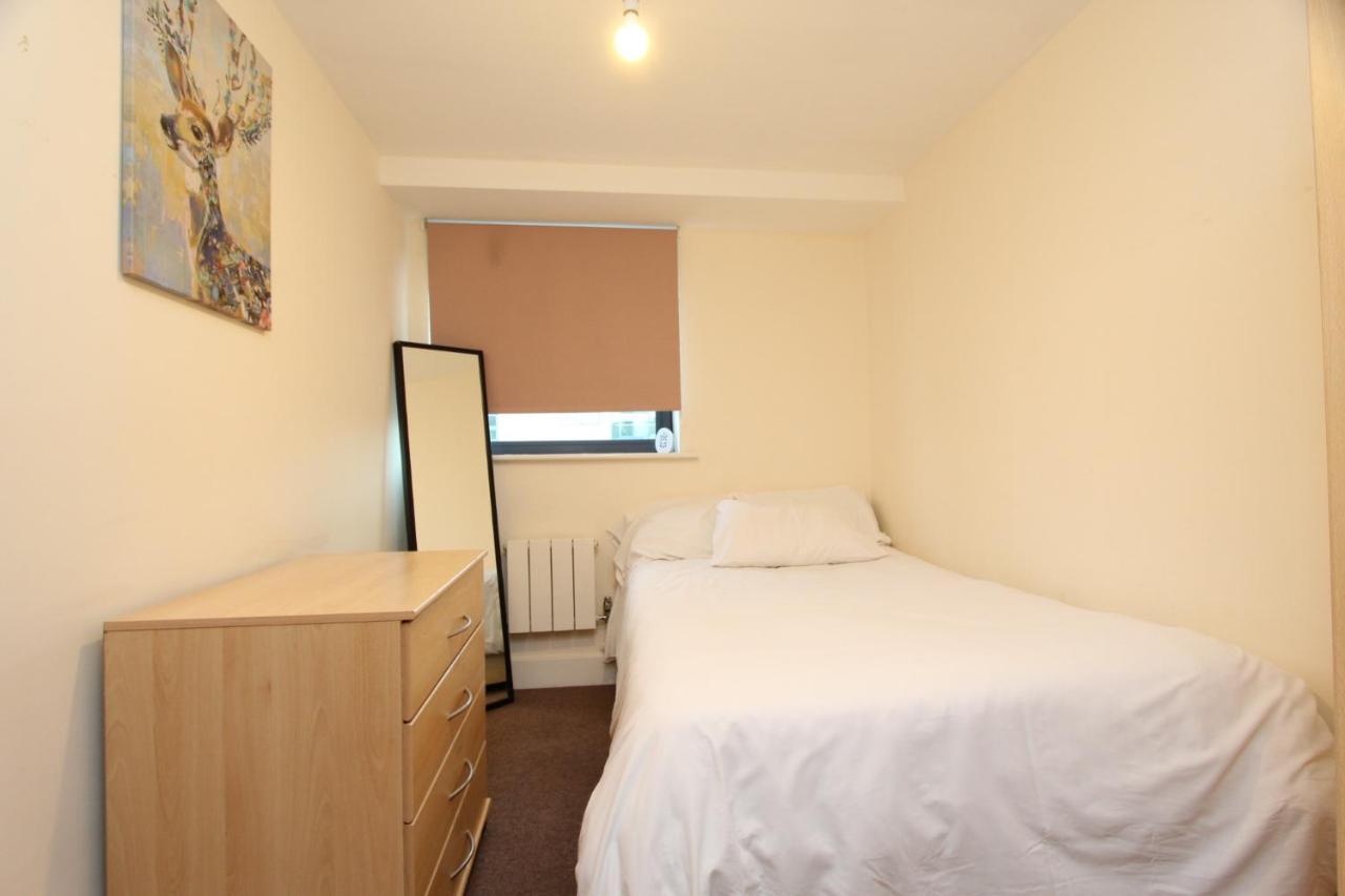 Lovely 2 Bedroom Apartment With Amazing Views In E14 London Kültér fotó
